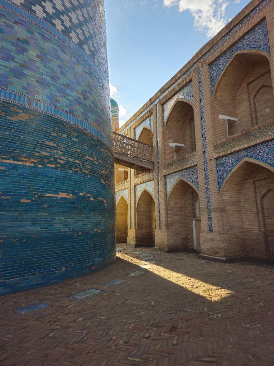 Orient Star Khiva Hotel- Madrasah Muhammad Aminkhan 1855 Экстерьер фото